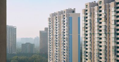 Why You Should BUY an APARTMENT in Noida?